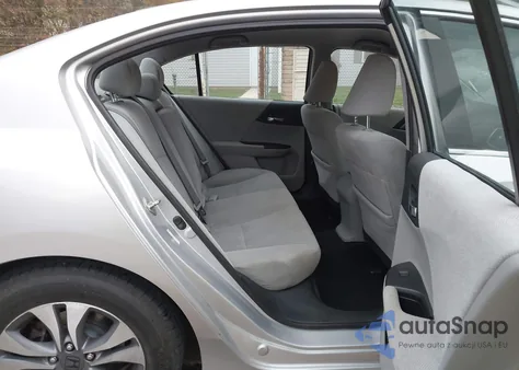 2013 Honda Accord Lx z USA, uszkodzony, nr VIN 1HGCR2F38DA108934